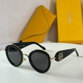 Picture of Loewe Sunglasses _SKUfw55797140fw